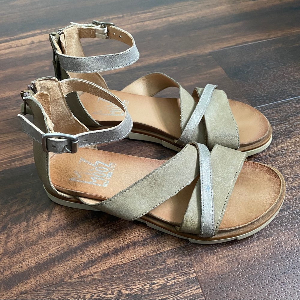 Miz Mooz Strappy Leather Sandals Size 36 / 6